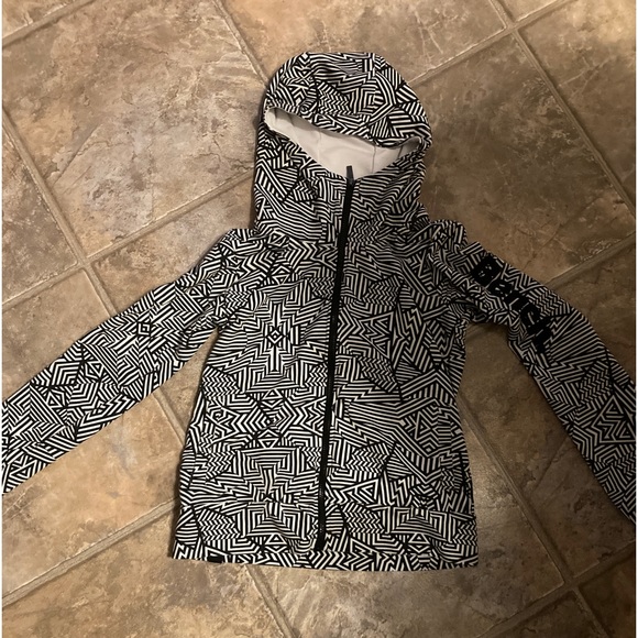 Bench hooded zip up black &white pattern - Picture 4 of 5